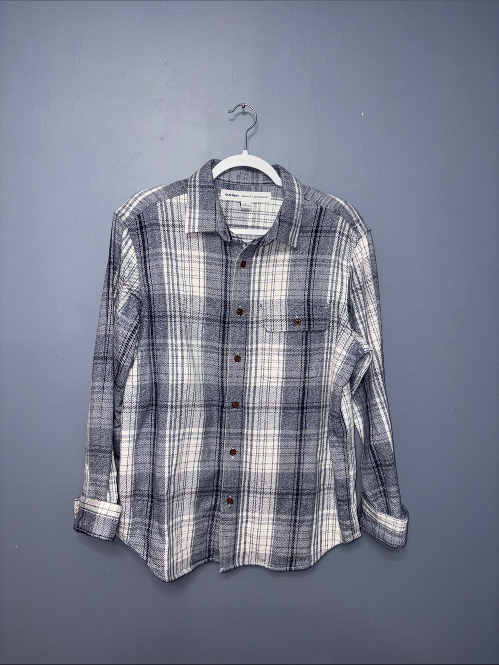 Old Navy | Navy Plaid Button Up Longsleeve